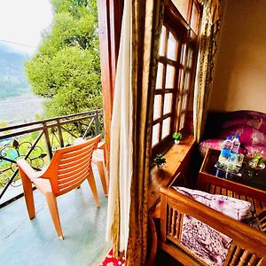 Queen Room Balcony